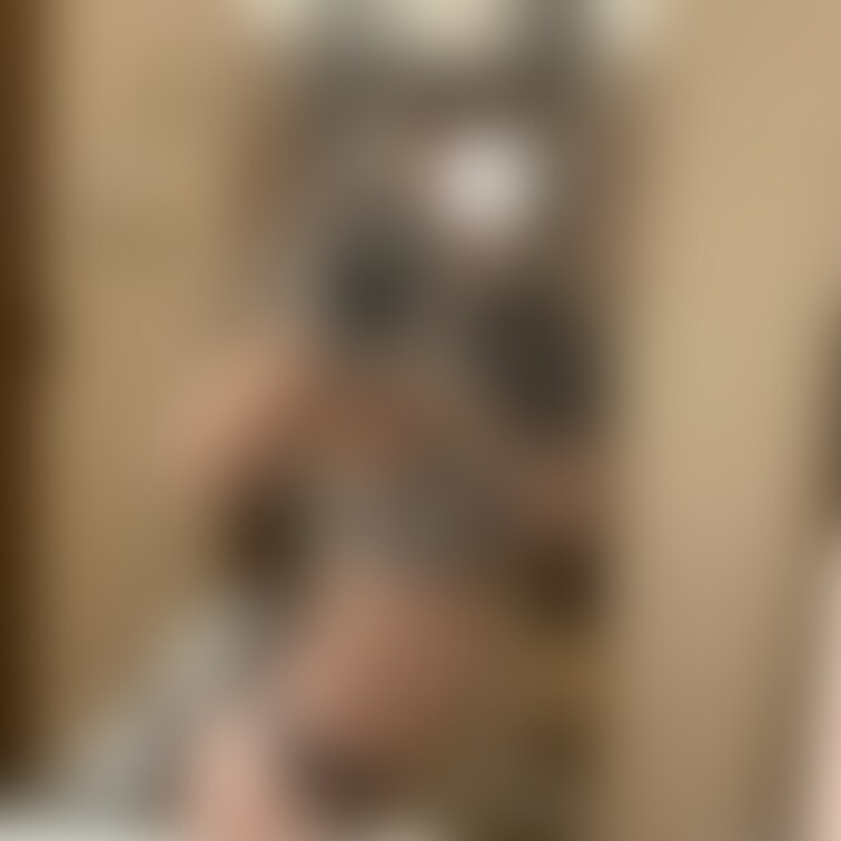 可愛い狼コス🐺💕
飼ってくれる人いませんか？(ᐡ.  ̫ .ᐡ )♡
