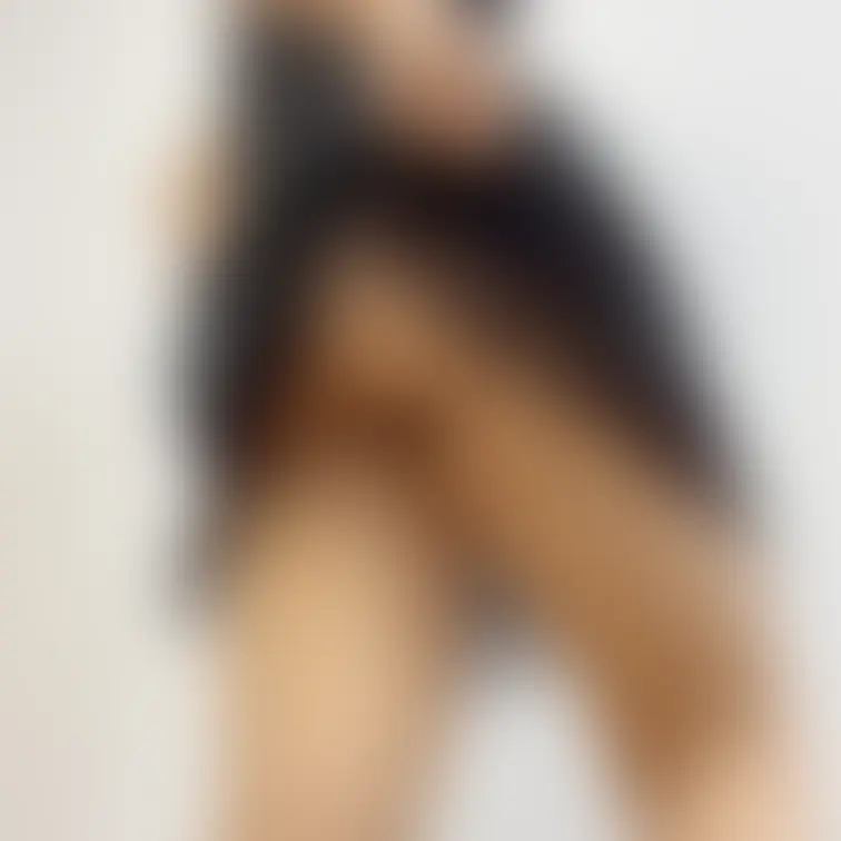 巨乳奥様(26歳)ちんちん大好き。
撮影経験がほぼない素人の人妻モデルですが、正直かなりのドすけべです。
撮