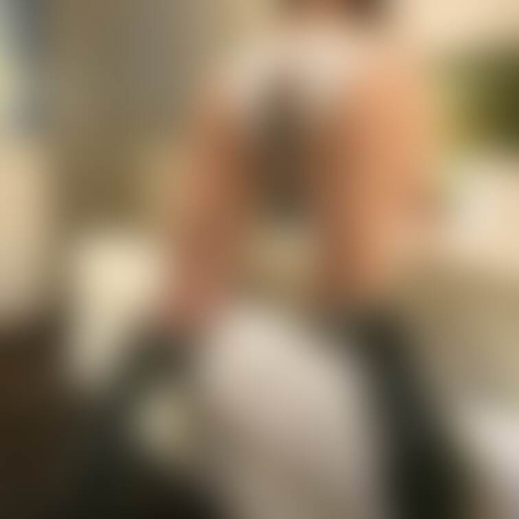 こんなぁ、、
エロい、、格好で、、、
お出迎えは、、どおかなぁ。。。