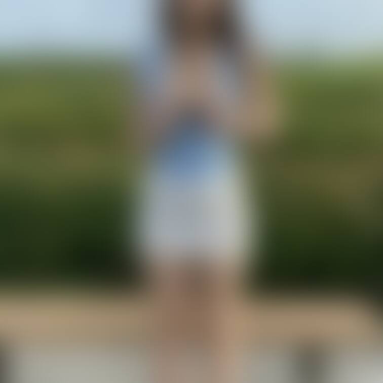 完全顔出しになります。
今後公開期限も設定予定ですので確実に保存されるようお願いします。
