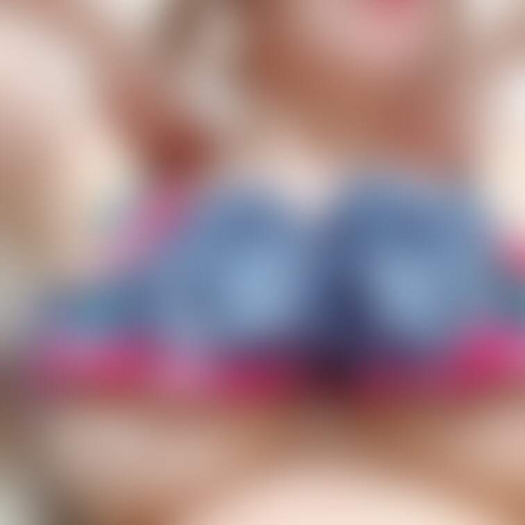 下乳さんを舌でなぞって👅💞