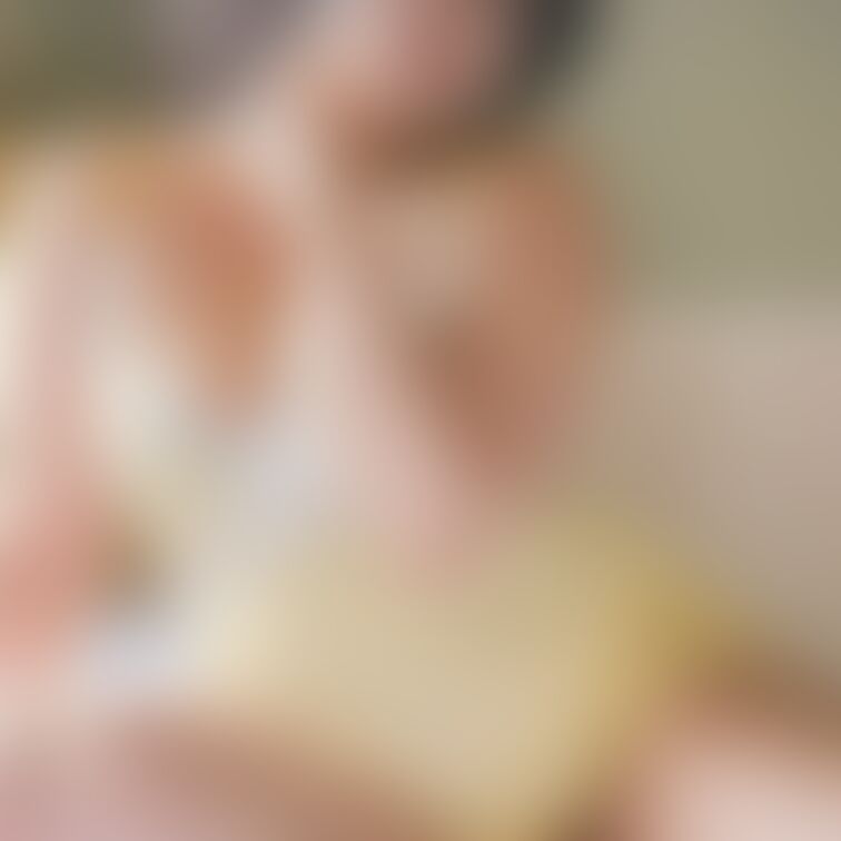 脱がしてほしいの