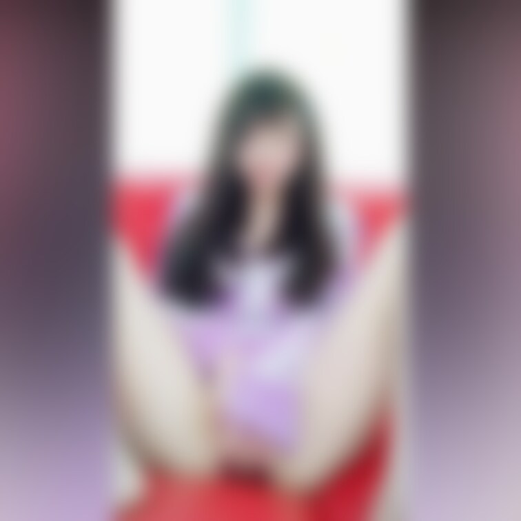 こんにちは❤
本日はルームウェアでオナニーの動画✨
吸うやつでクリを吸いまくりました❤❤❤