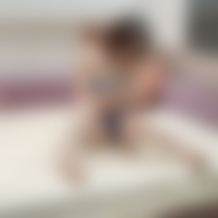 ( *´艸`)ウフフ。。。ブラ取っちゃうの?♡♡♡