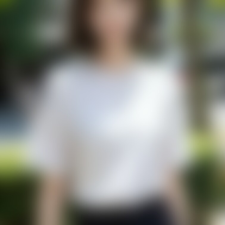 🟧ショートパンツ　巨乳美女　可愛い🟧

ご覧いただきありがとうございます❤️
当アカウントは○○○でえっちな美女を