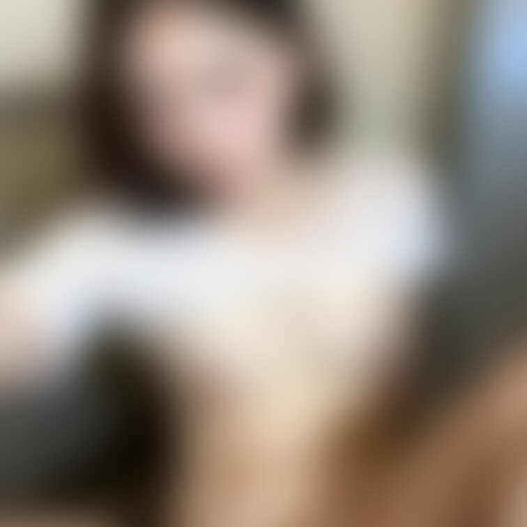 ○○○/大学生/158cm/47kg/Dカップ

今年から大学生になったばかりの○○○の女の子。胸は形もキレイで感度