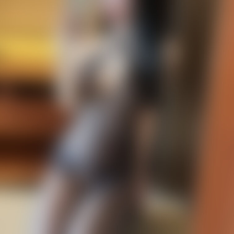 これ着てお部屋うろうろしてたら興奮しちゃった愛人に襲われた🤫❤︎