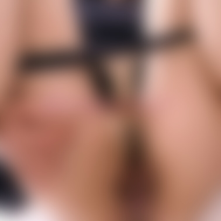 ぐちょ濡れおま●こ舐めてくれるひと〜〜〜？？