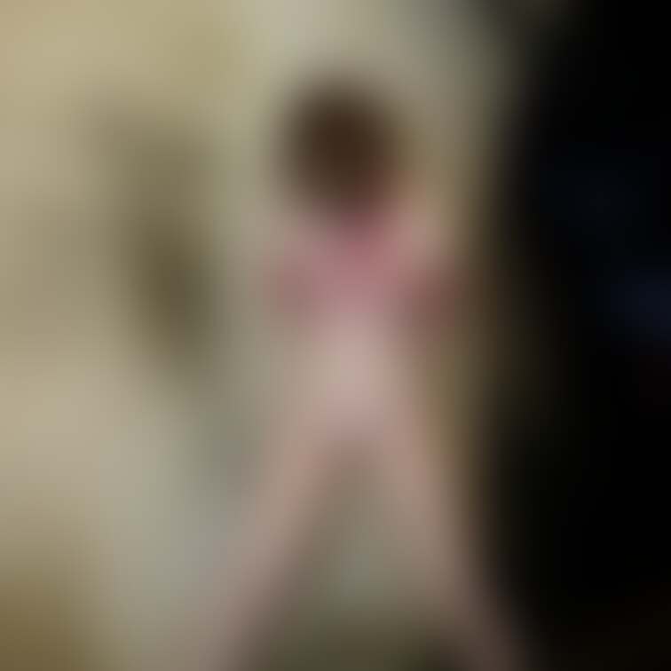 縛られたままおしっこさせられちゃったときの🥺
この格好でトンネルをお散歩してました(*´ω`*)