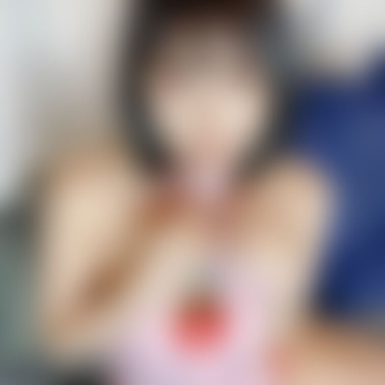 もっと近くでいっぱい見て！！

明日はきわどい写真アップするね💓