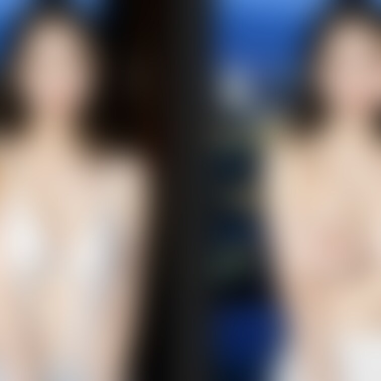 着衣と脱衣を並べた画像です。画像№298 
