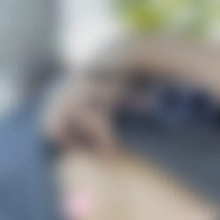 明日の動画はこちら🩷
つむぎ、ちょっと露出の癖あるんだよね🥺❤️❤️
外めっちゃ暑くて肌赤くなってるのは気にしな