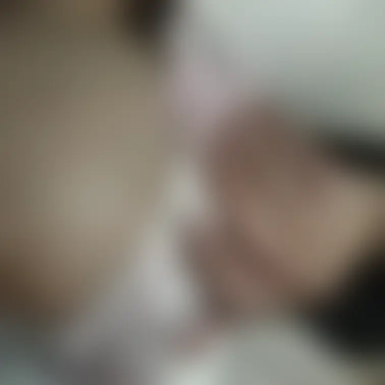 ♥️NTR♥️触られるだけでなく触り始める彼女
興奮してきた彼女は。。。