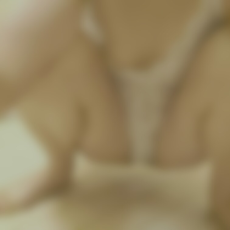 新シリーズスタート💨

セクシーランジェリーを着用して
オモチャを用意
さてと👅
何が始まるのかな😁😁😁
