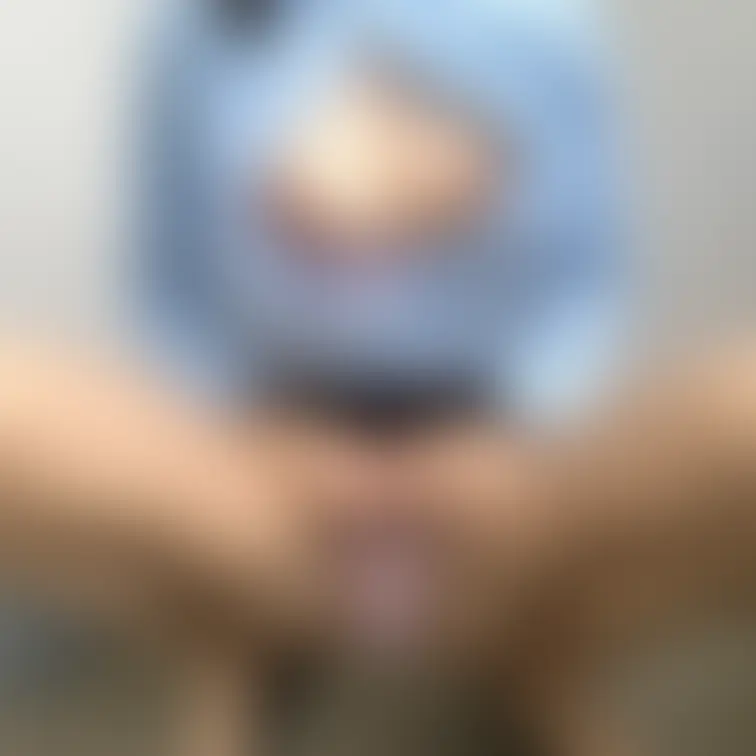 仕事の休憩中にいっぱいペロペロしてくれる…?
実はめっちゃクンニ大好きです♡