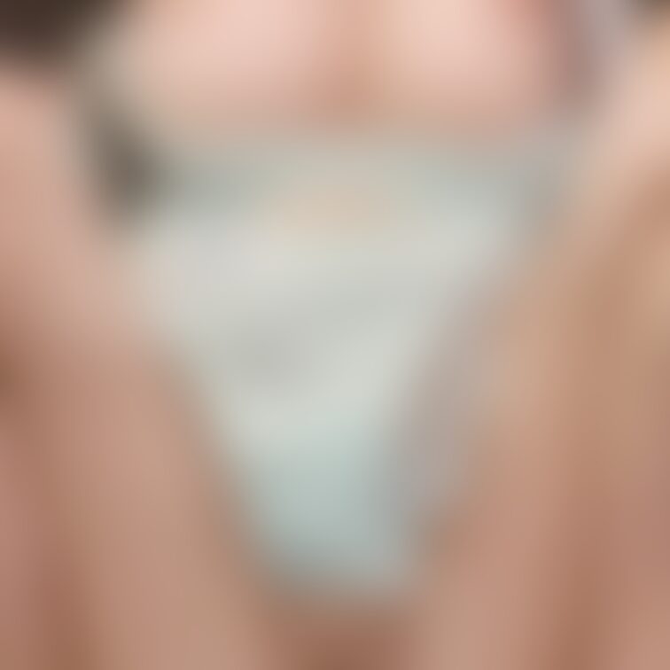 髪の毛がおっぱいをもっとえろくしてくれる♡
審査が通らないハメ撮りが1本あったのですが、もう一度編集し直して投