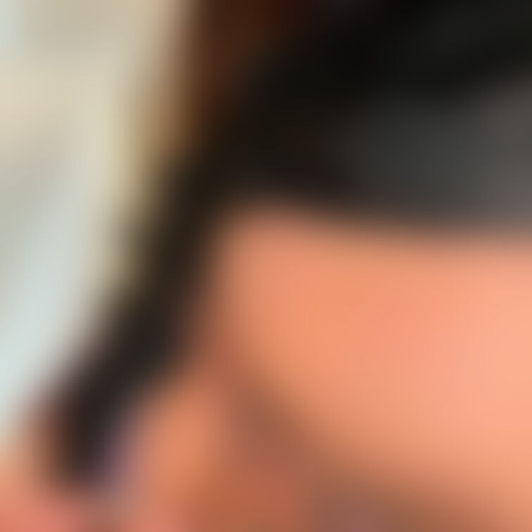 逆さ撮りからTバックずらしてアナル見せつけ写真💜
OLお○○○さんの逆さ撮りパンチラ動画→https://myfans