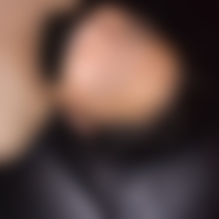 ハメ撮りっぽく見える顔舐め事後👅

ガムテで口塞いだら鼻に唾液流し込んで息出来なくするってプレイをよく楽しんでるよ♪