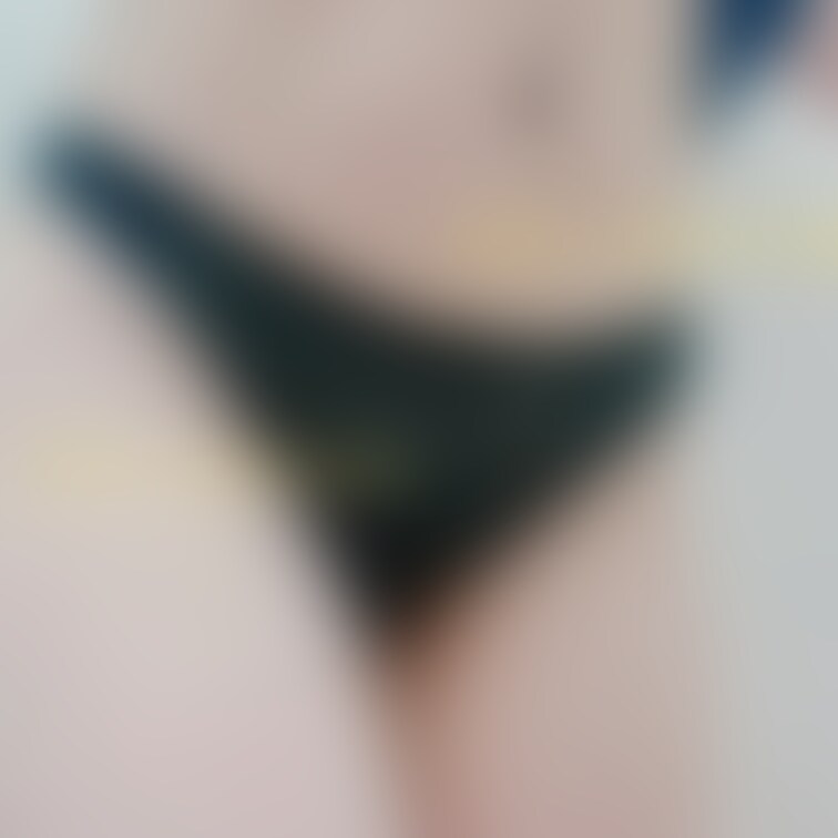 今日は水玉Tバック😍💕

