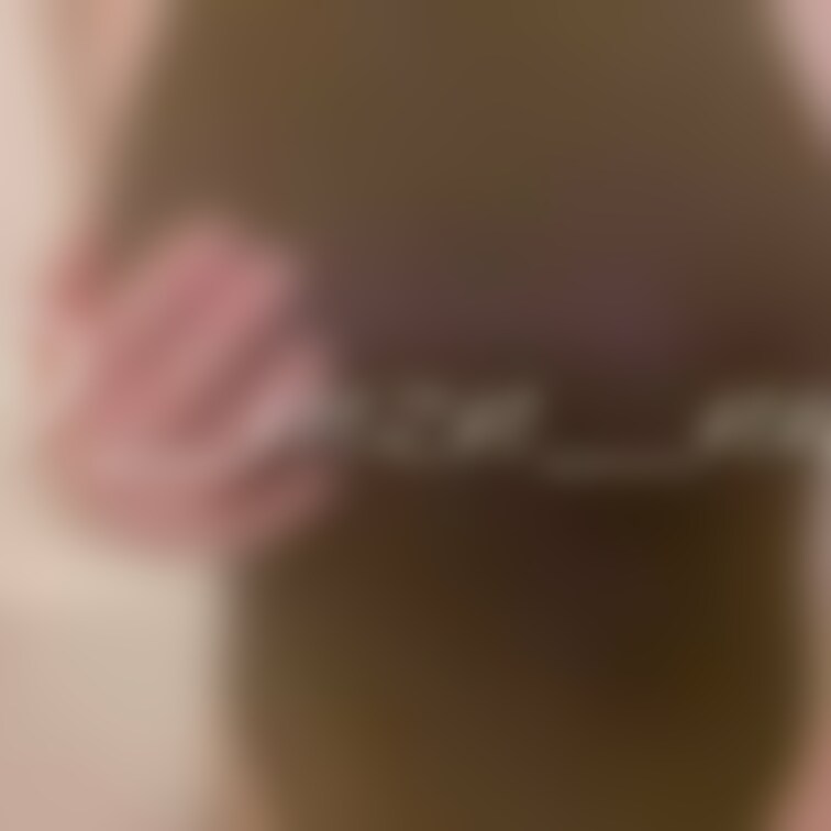 スク水着てお風呂でおなにーしました🩱
かなり変態な感じだし声が余り出せなくて興奮しました🫣
無料版はスク水の上から触