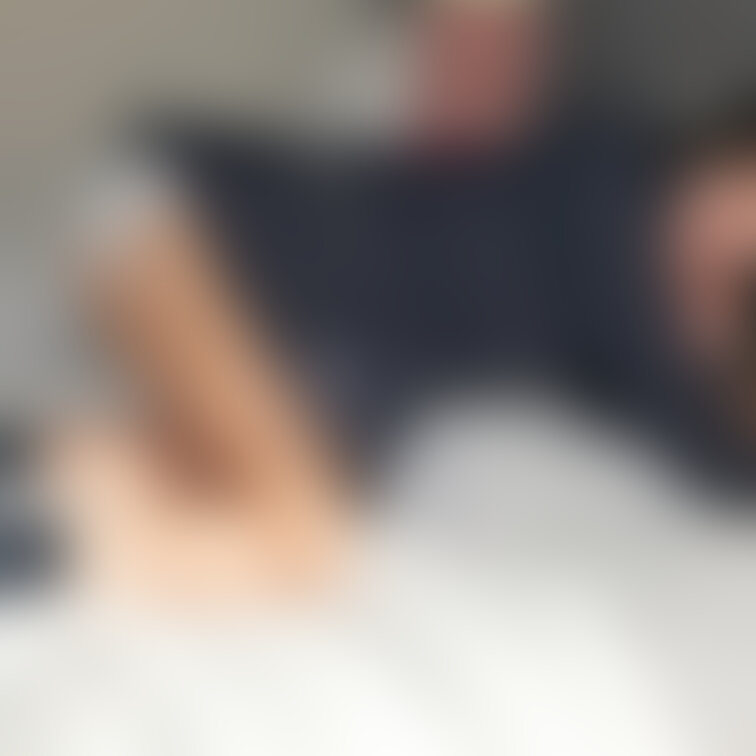 ブレザーで四つん這いだよ。
---------------------------------------------