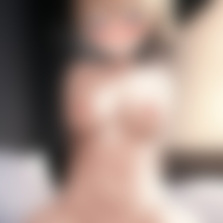 サイドポニーテールのエッチ画像です。