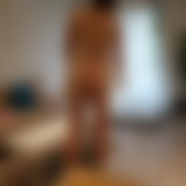 セクシーママスタイルで
お掃除するよ！
覗きたくなっちゃうかな？