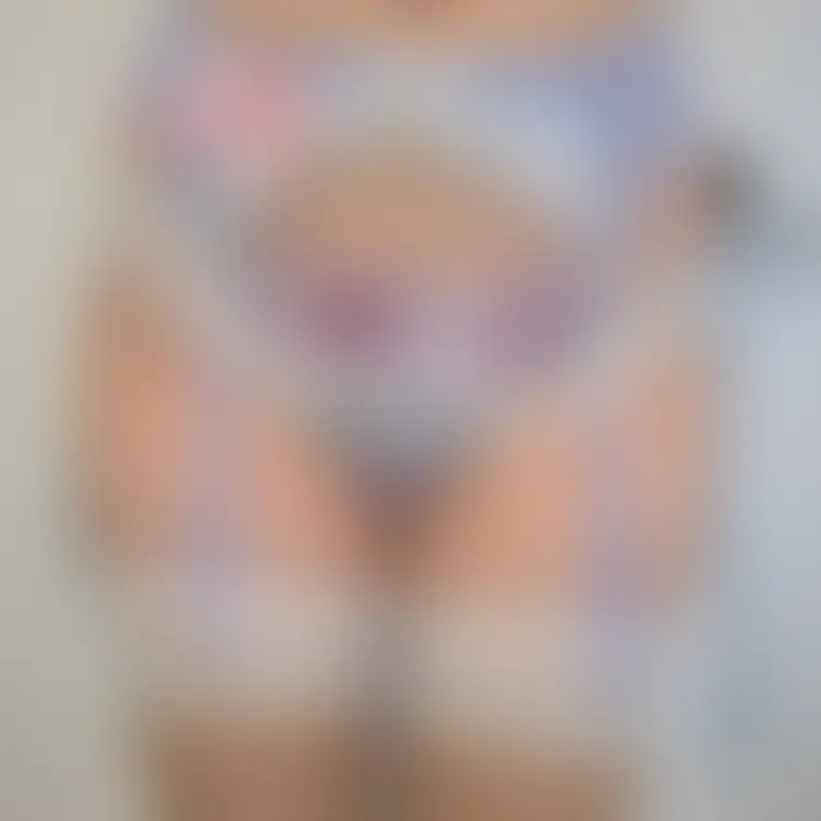 ガーターと合わせてみたけど変ではないよね…？♡