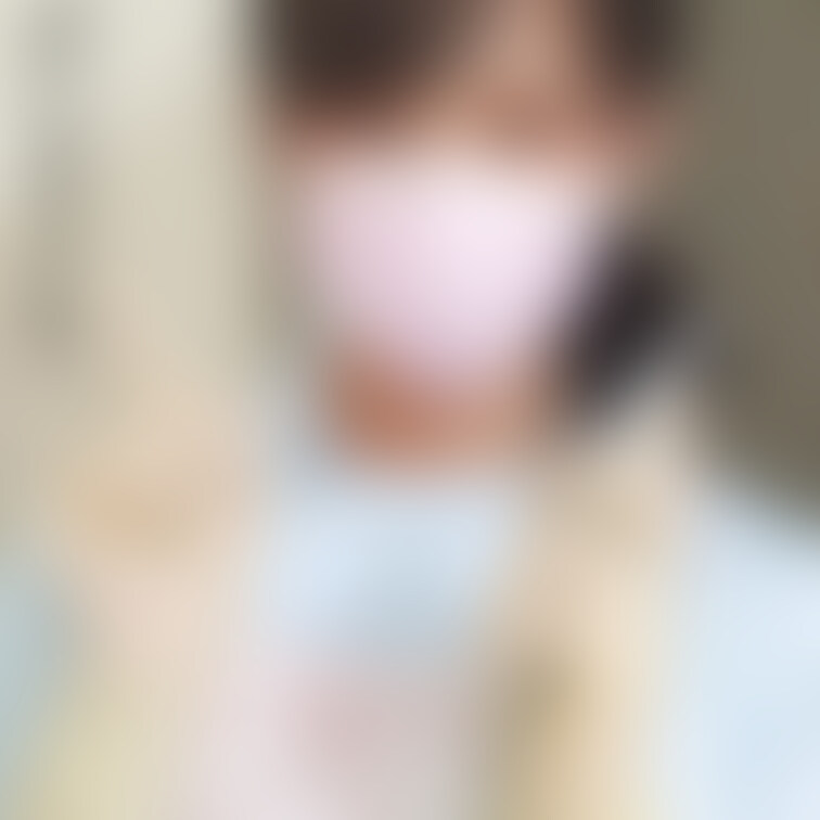 キュイーン頑張ろうね💕︎痛いけど動いちゃダメだよ💋はい、あーん…