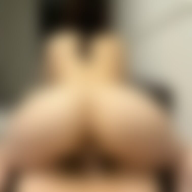Xの続きです❤️おじさん他人棒を自宅に連れ込んでいいなり生ハメ😖アヘ顔、オホ声晒しながら背面騎乗位でアナルひくひくさせて