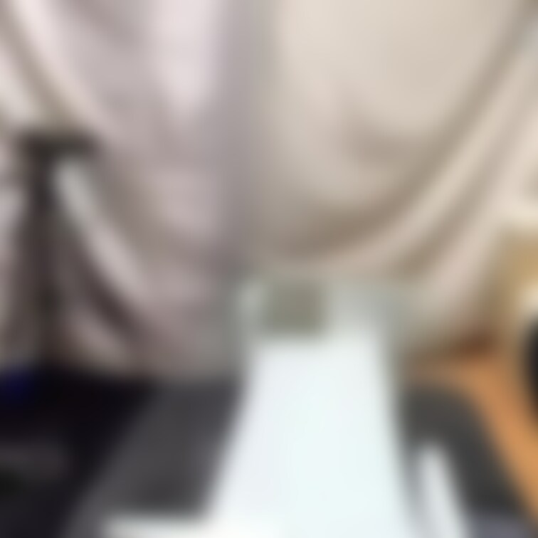 フェラしたら大量に口内射精され、ぼたぼたと垂らしてしまい洋服も汚れたしカーペットも汚しちゃいました。

男友達とジェ