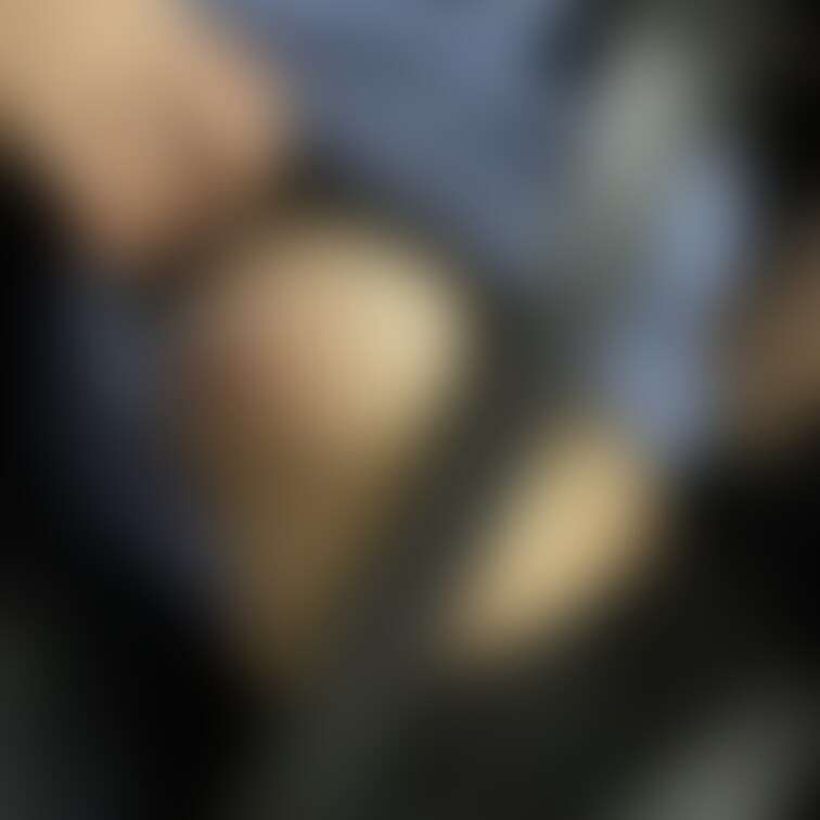 隣の人がこっち見てた...(°▽°)
バレてないか心配💦
中身見たい人はいいね♡