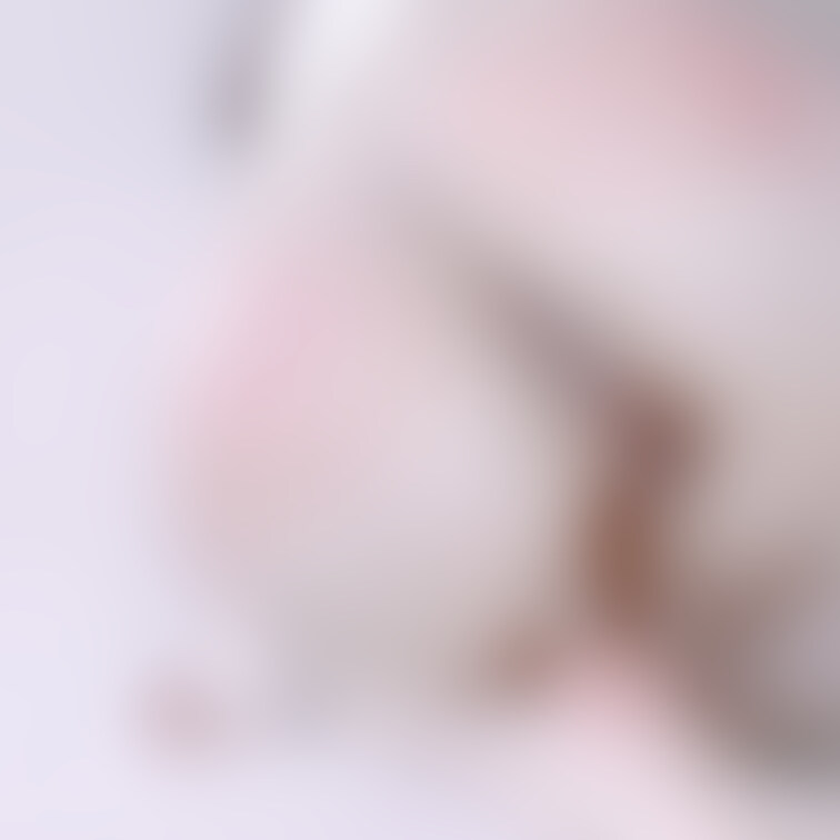 お尻叩かれるの好きです♡