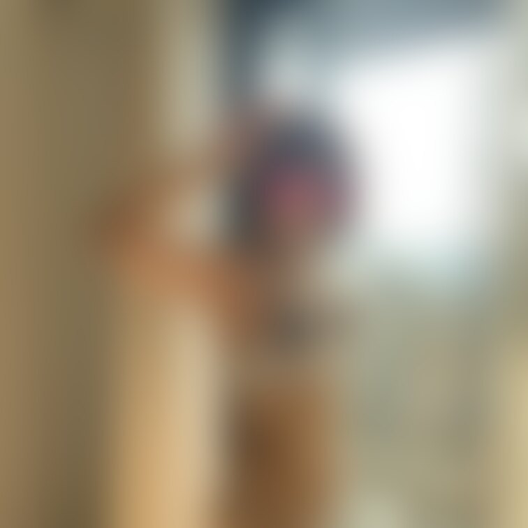 ん?写真撮ってるの?
綺麗に撮ってね😍💕💕
食べすぎたから余計ぽっちゃりしちゃったね〜
熟女だから許して🥰✨