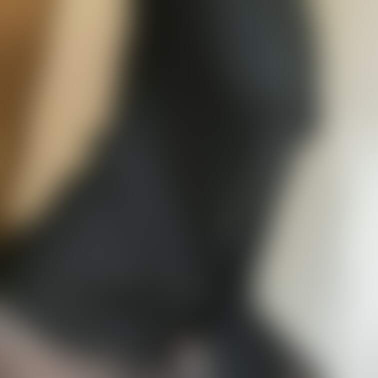 ノーブラおでかけの彼女自撮り集です 笑