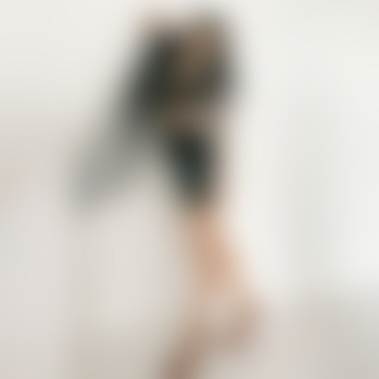 わんこのオーガンジー姿に見惚れちゃったりして？🥴🖤