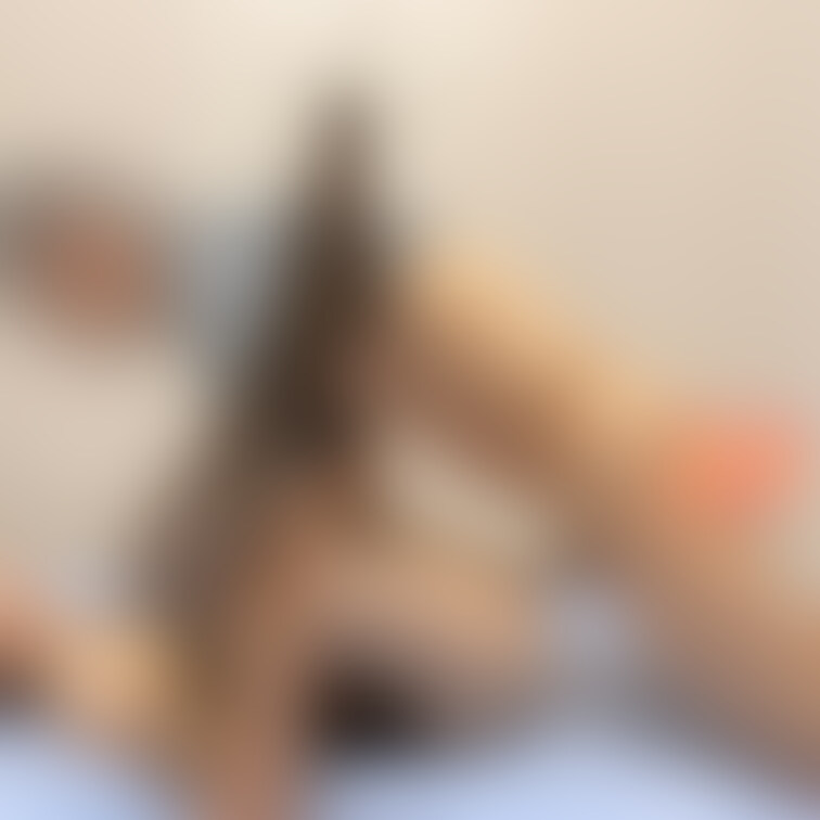 穴あき編みタイツ正常位ハメ撮り写真極薄極小モザ仕上げ
もっこりしたドテとワレメが見えるような。?😌