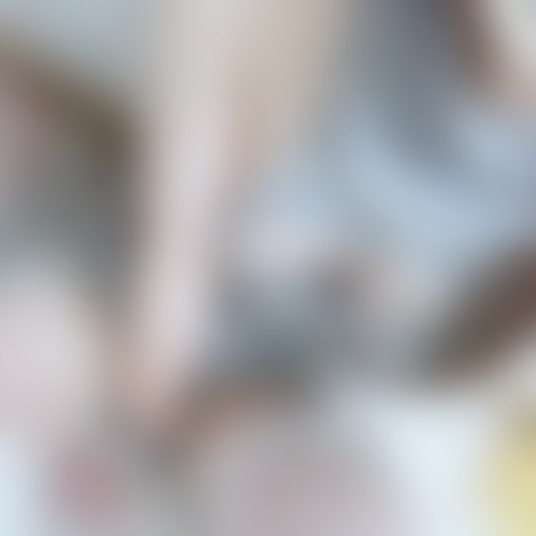 【Twitterから再喝】
1.2枚目
めぬ。氏、童貞を〇すセーターEX的な服装で気絶し、警察官に職質される。
3
