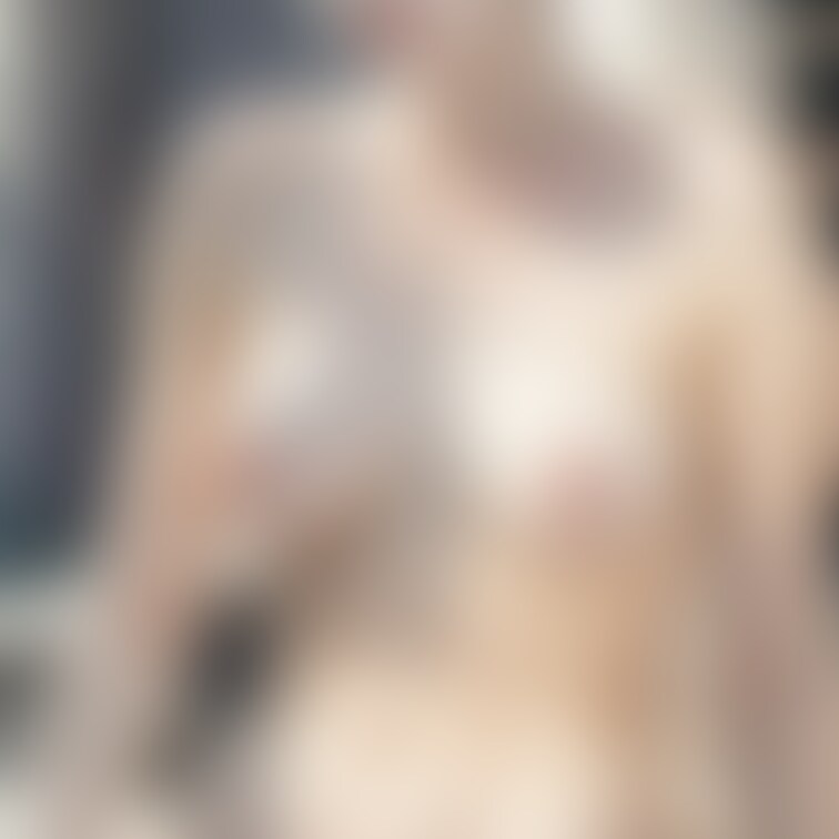 【色白美女】
ーーーーーーーーーーーーーーーーーーーーー
好みや可愛いなと思ったら
いいね、よろしくお願いします！