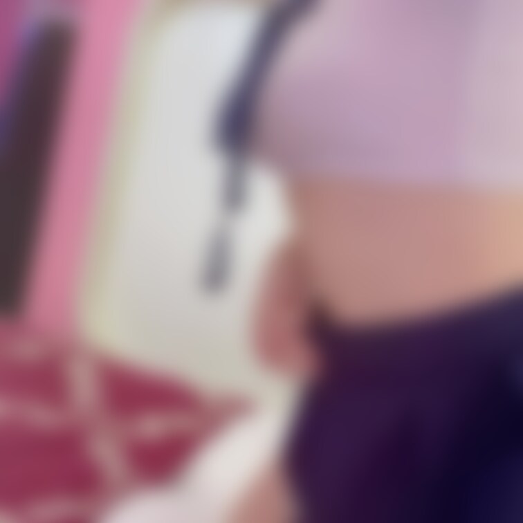 透けてるのが1番えっちだよね❣️
透け透けおっぱいとふわふわのお尻🍑