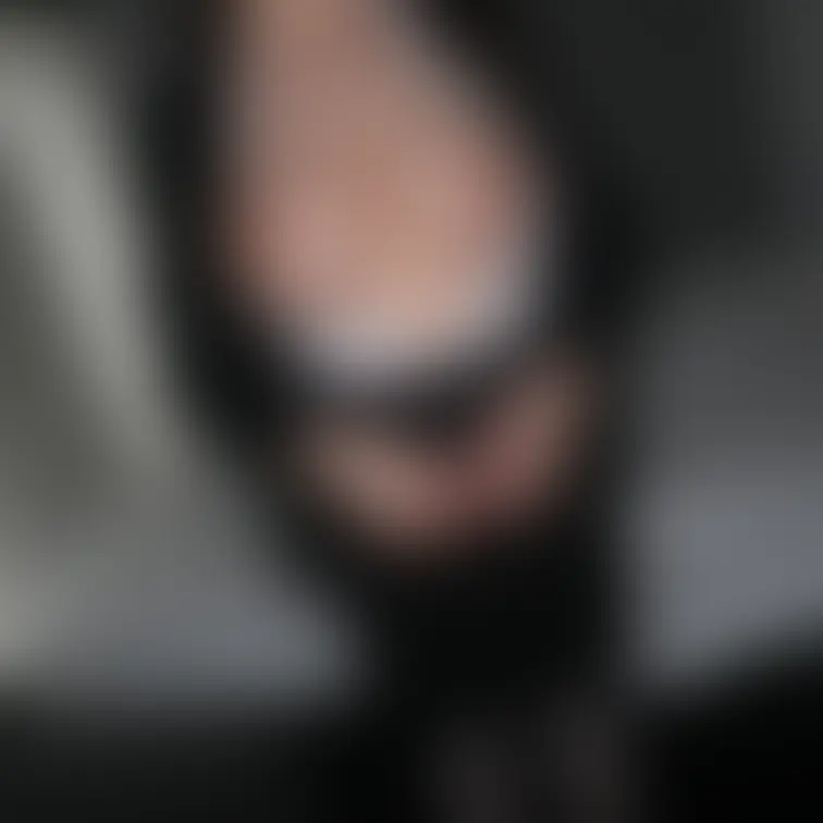 高身長、爆乳Kカップ学校教師の裏側。