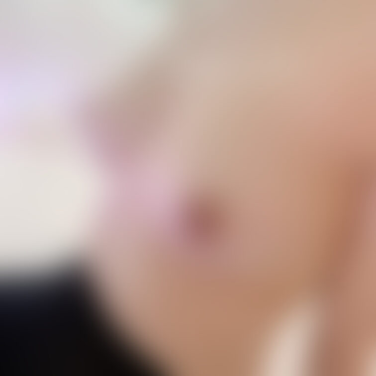 実は乳首が1番感じやすいです💕