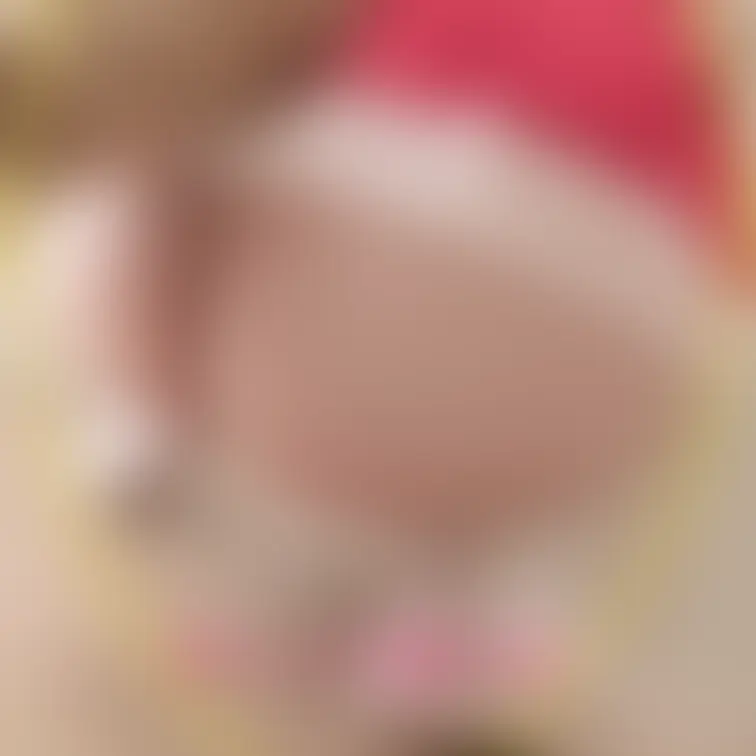 巫女コス狐尻尾付でノーパンでしゃがんでみた🩷