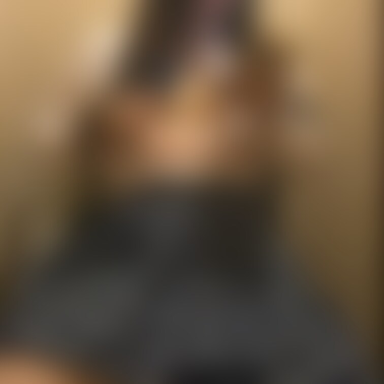 黒髪のロングヘアとピンク色の乳首がキレイな女の子

↓本編はこちら↓
https://myfans.jp/post