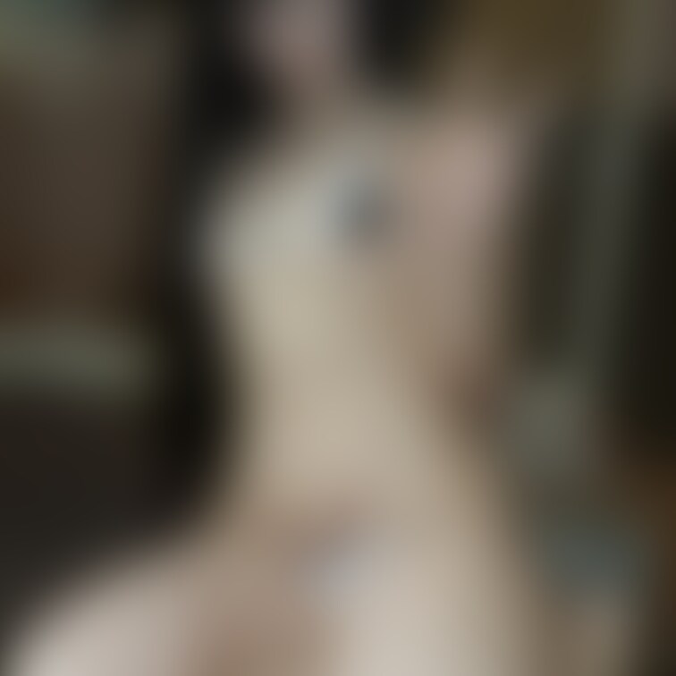 サンタさん続いたからお口直しのメイドビキニ

お得意のマイクロビキニにゃ
