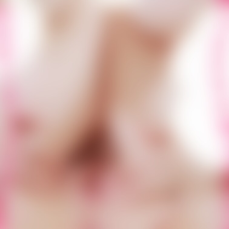 マングリ返しみたいなポーズ♥自撮り