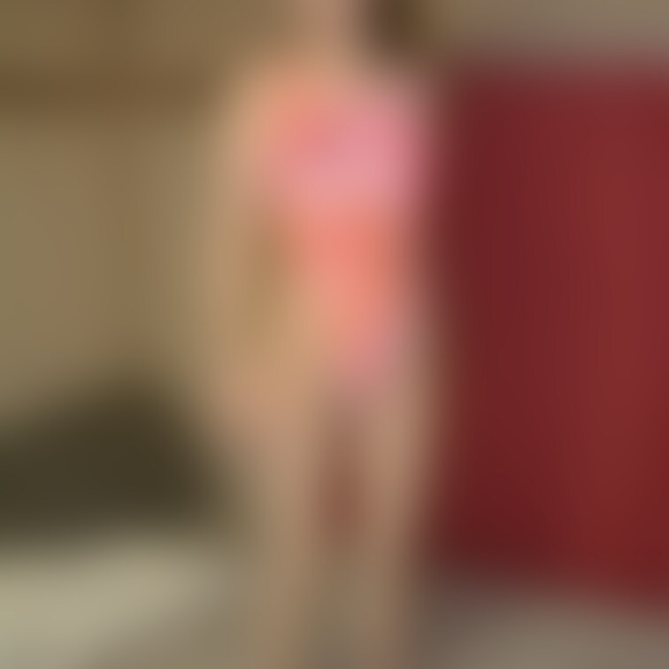 【変態不倫妻YURIKO】

旦那さんと何年もセックスレスで飢えた性欲を不倫セックスで思う存分解消するセックス狂いの