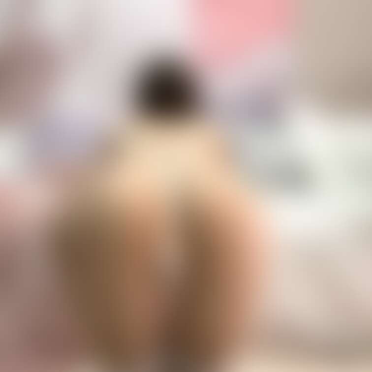 オレンジ🧡の下着バック姿🥰
 写真撮ってるだけで感じてきちゃった…
 