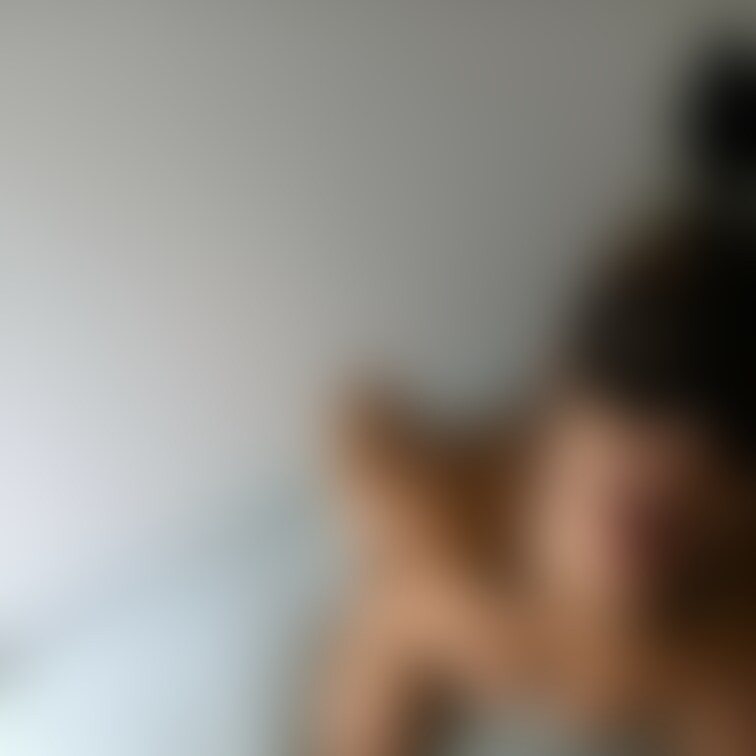 新しい動画です！
彼氏のち〇こをいじめちゃいました♪

フル動画はサブスクで見れます！