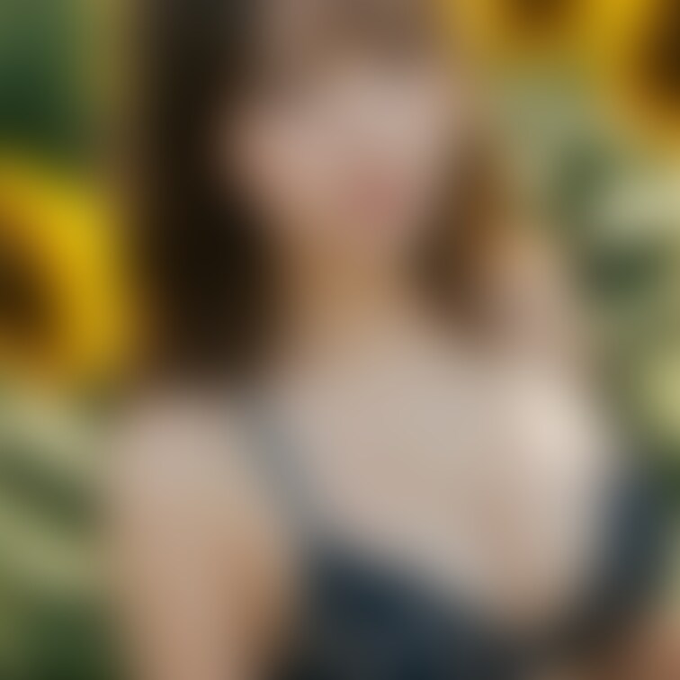 ひまわり畑美女下着🌻
